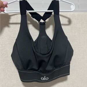 ALO Yoga Sports Bra